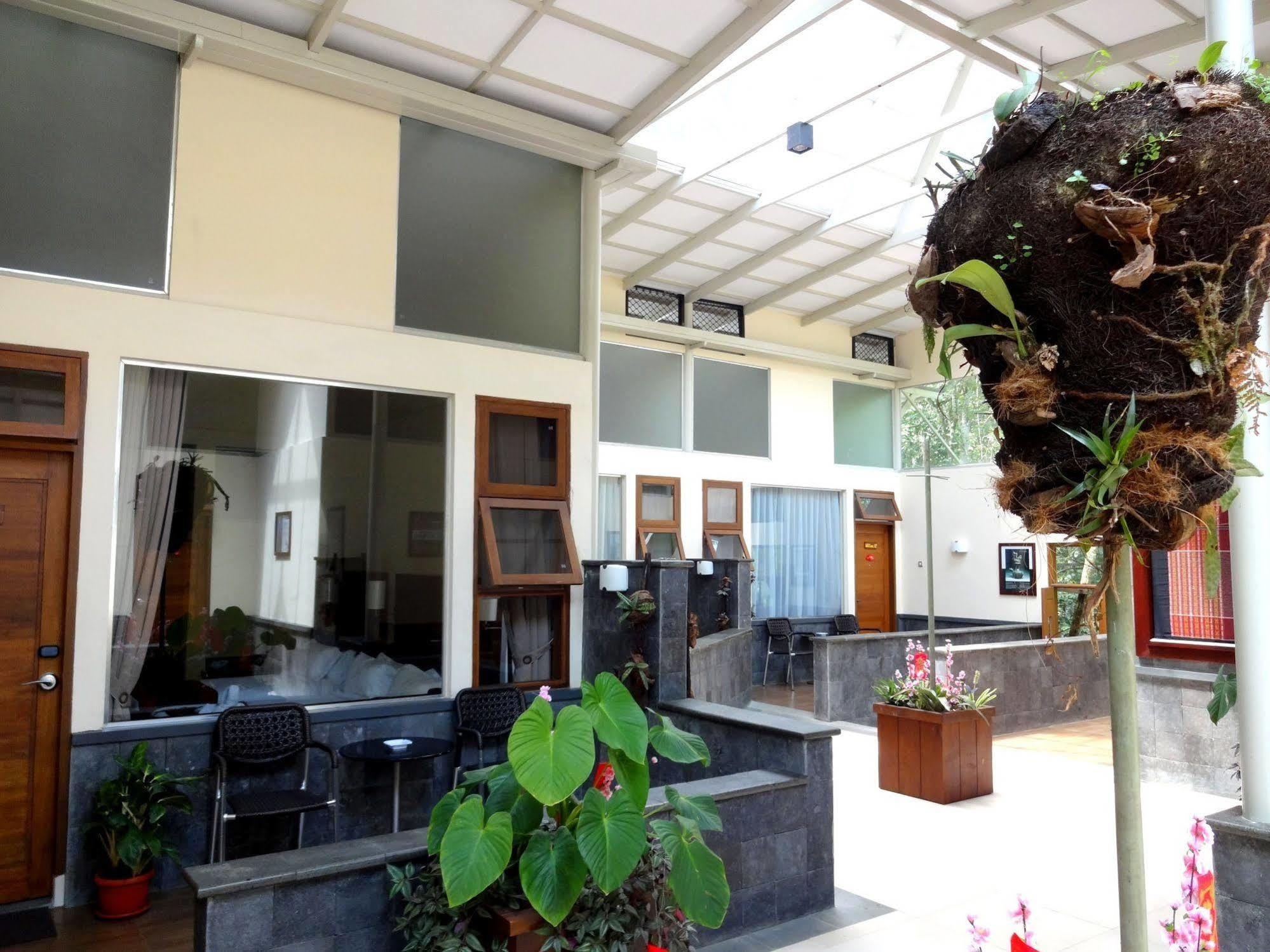 Taman Simalem Resort Tongging Extérieur photo