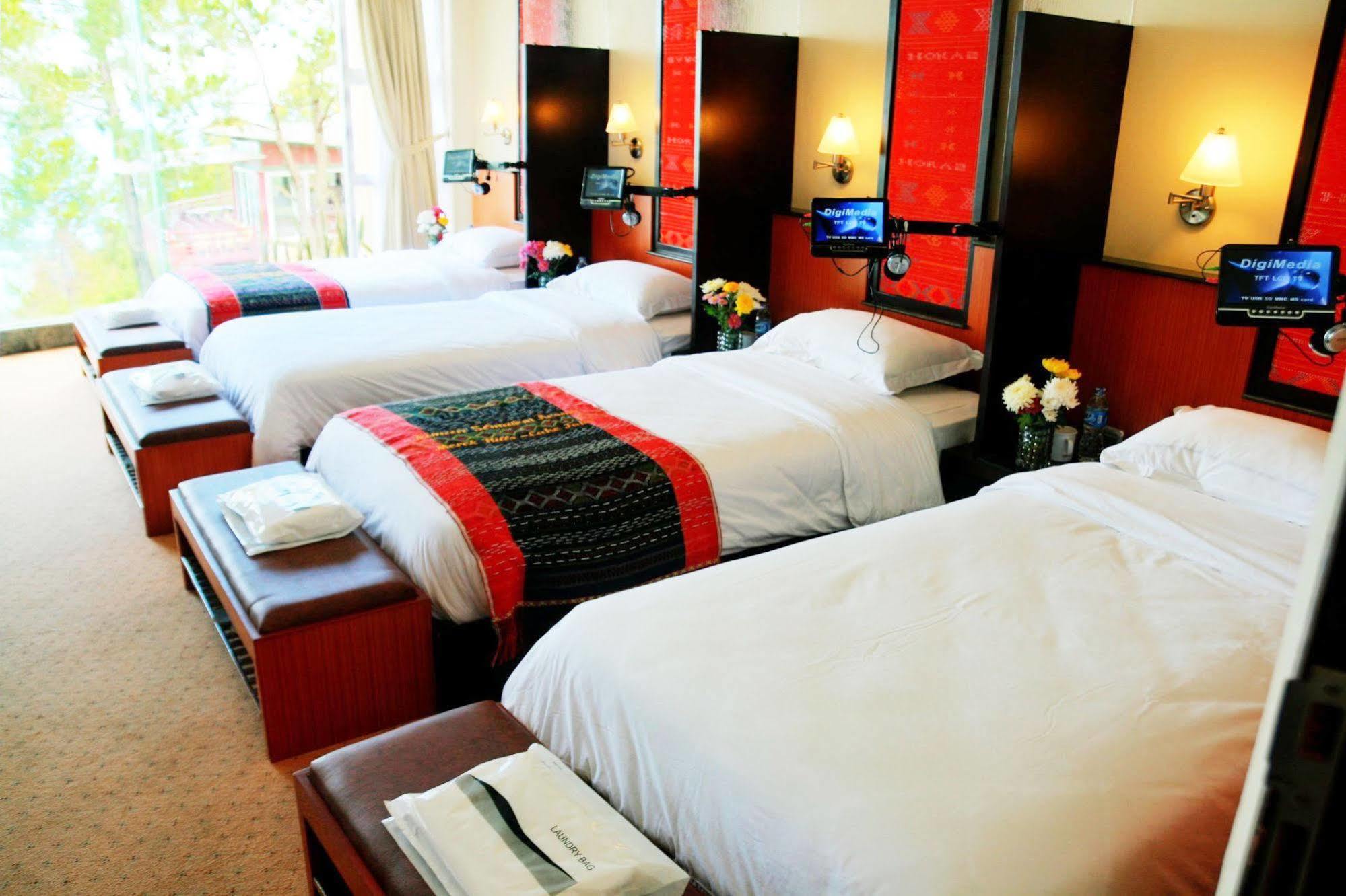 Taman Simalem Resort Tongging Extérieur photo