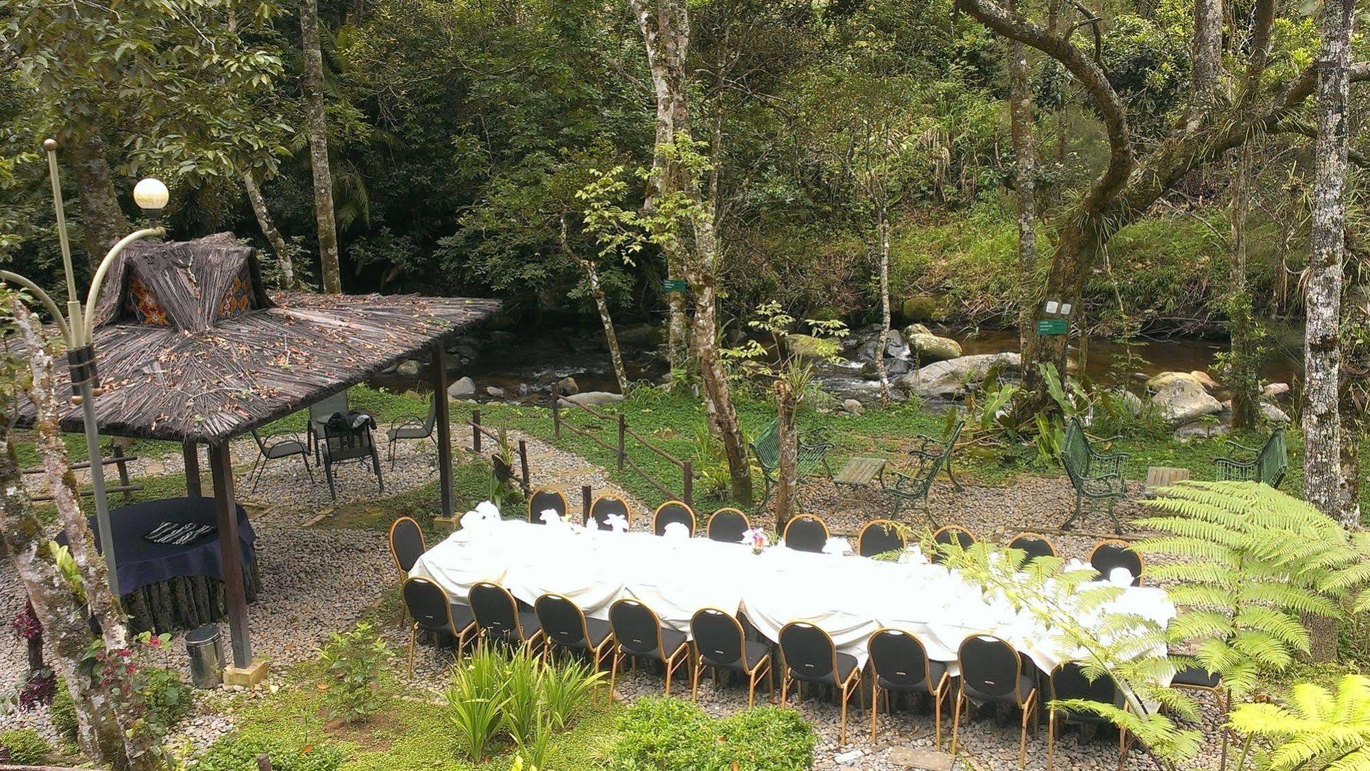 Taman Simalem Resort Tongging Extérieur photo